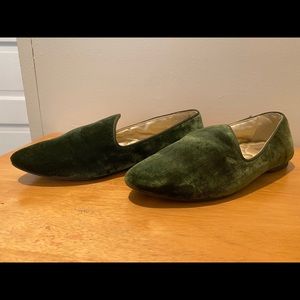 Birdies Heron Flats in Olive Velvet size 6.5